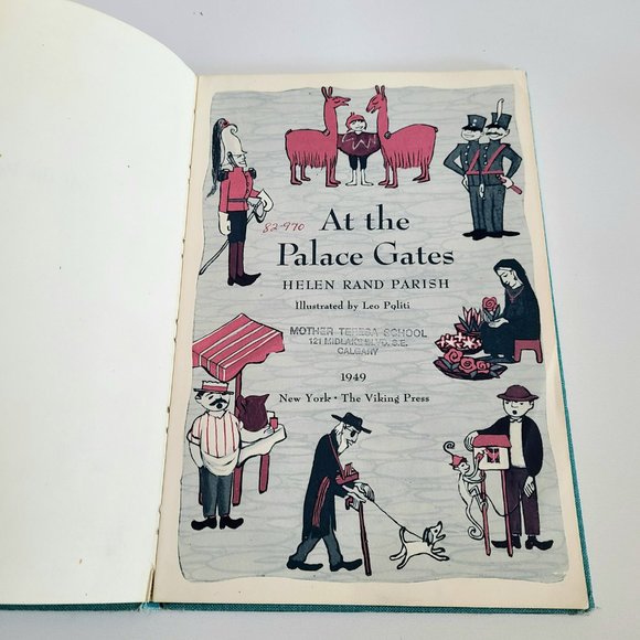 2 vintage kids books 1950s-1960s. The ugly Duckling. At the Palace Gates. - Picture 12 of 16